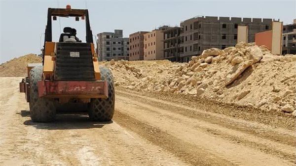 استمرار تطوير مشروعات المرافق والطرق في "بيت الوطن" بالقاهرة الجديدة