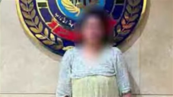 القبض على تيك توكر شهيرة بتهمة نشر محتوى خادش للحياء