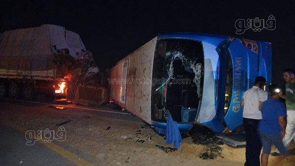 مصرع 4 وإصابة 57 في تصادم مروع بمحور الضبعة
