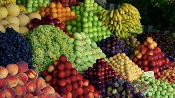 استقرار أسعار الفاكهة في سوق العبور اليوم مع تباين في الأصناف