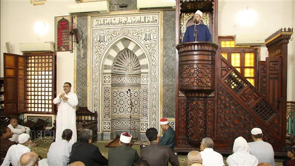 الإفتاء: يجوز لمريض التوحد التخلف عن صلاة الجمعة إذا نصحه الطبيب
