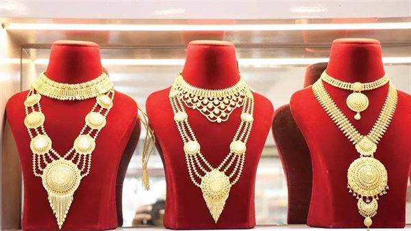 تراجع ملحوظ في أسعار الذهب بمصر: 60 جنيها انخفاضاً اليوم