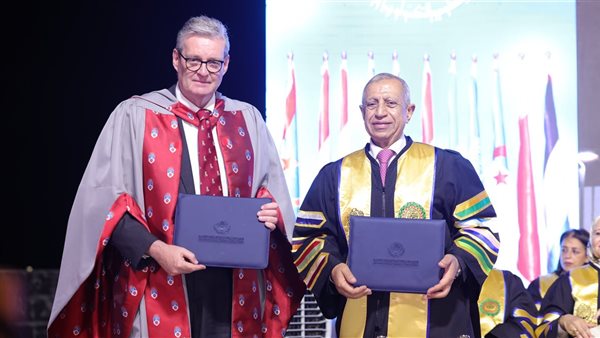 الأكاديمية العربية تعزز شراكتها مع جامعة لانكشاير باتفاقية الدرجة المزدوجة
