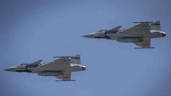 محاولة اختطاف طائرة خفيفة في المجر تنتهي بهبوط اضطراري