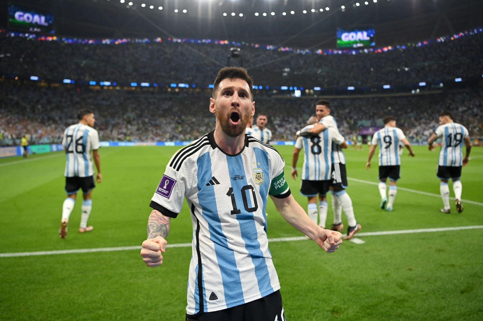 ميسي يعتزل دوليًا بعد مسيرة أسطورية مع منتخب الأرجنتين