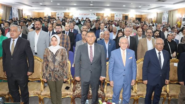تكريم 66 طالبًا متفوقًا في احتفالية عيد القليوبية القومي