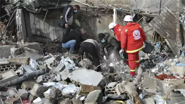 قصف إسرائيلي جديد يسفر عن استشهاد طفلة فلسطينية وإصابات بالجملة في غزة