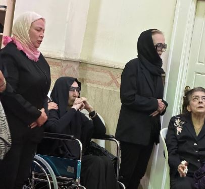 رانيا فريد شوقي تندد بتجاوزات تصوير جنازة ابنة نجلاء فتحي