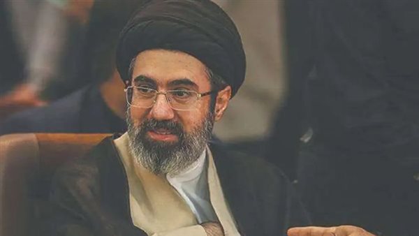 التصعيد الإيراني الأمريكي يتصاعد: خامنئي يحذر من دروس قاسية للعدو