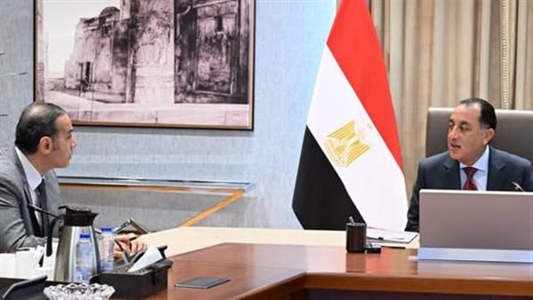 مدبولي يركز على تطوير القطاع المالي غير المصرفي وحماية حقوق المتعاملين