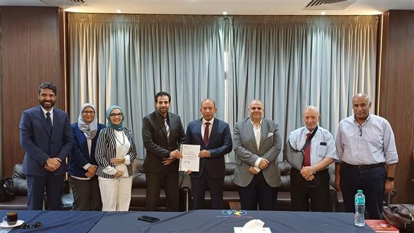 كلية طب قصر العيني تجدد شهادتي الأيزو وتعزز مكانتها العالمية