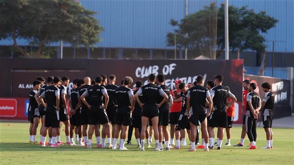 الأهلي وسموحة: مواجهة تاريخية وتحديات جديدة في الدوري المصري