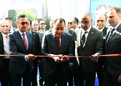 رئيس الوزراء يفتتح معرض "أهلًا مدارس" لتلبية احتياجات الأسر المصرية