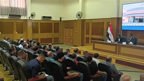 نائب محافظ الدقهلية ورئيس جامعة المنصورة الأهلية يبحثان حل مشكلات المصانع المتعثرة