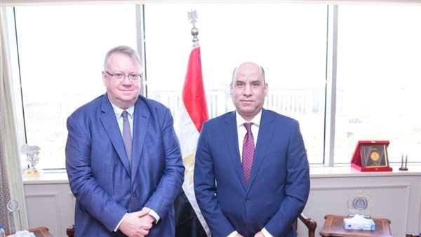 وزير العمل يبحث تسريع تنفيذ الاستراتيجية الوطنية للتشغيل مع "العمل الدولية"