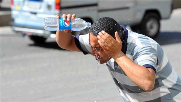 طقس حار ورطب يسيطر على أغلب الأنحاء غداً