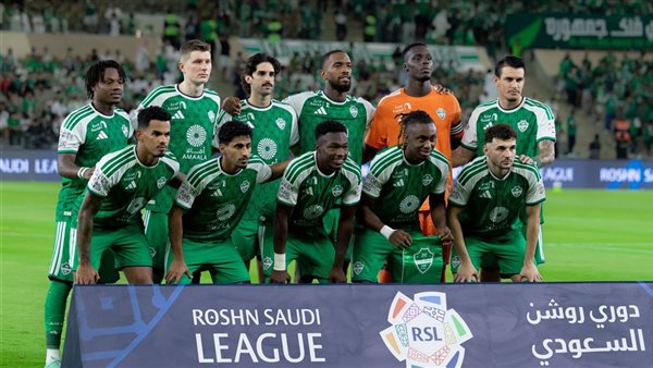 أهلي جدة يتألق في الشوط الأول ويعزز تقدمه على الرياض بثلاثية