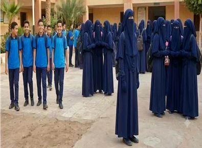 وزارة التعليم توضح حقيقة انتشار منشور حول ارتداء النقاب بمدرسة قنا