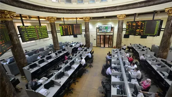 15 شركة تتصدر البورصة المصرية في تداولات قوية خلال الأسبوع