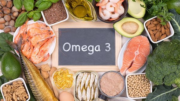 أطعمة غنية بأوميجا 3 لتعزيز صحة المخ والتركيز قبل الدراسة