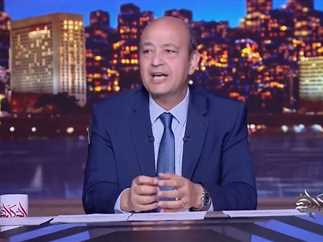 عمرو أديب يطالب برد نفقات مديرة مدرسة القليوبية لتجهيز المرافق