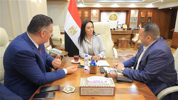 وزيرة التضامن تناقش تعزيز الحماية الاجتماعية مع أعضاء البرلمان