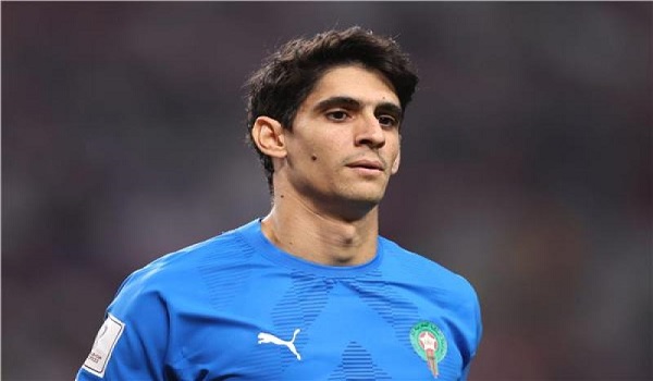ياسين بونو ينافس على لقب أفضل حارس مرمى في العالم