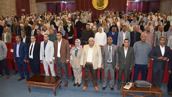محافظ الأقصر يستعد لانطلاق العام الدراسي الجديد بجهود موسعة واهتمام خاص