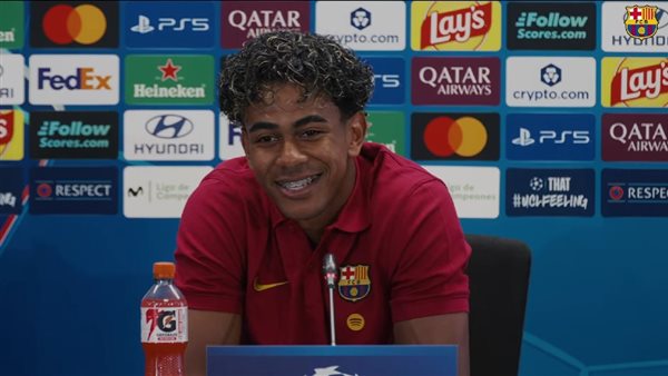 يامال يتحدث عن طموحاته مع برشلونة وطموح الفوز بدوري الأبطال
