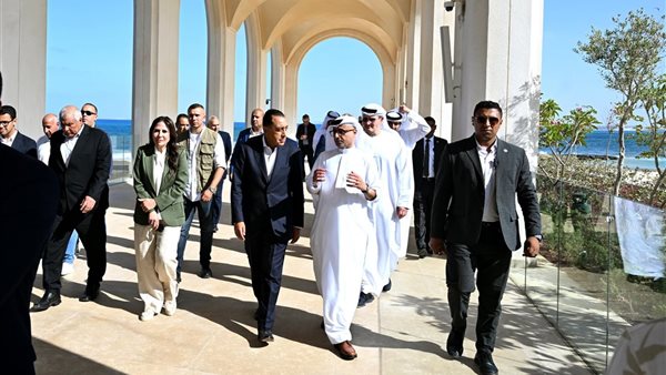 مدبولي يتفقد مشروع "رأس الحكمة" ويؤكد على أهمية الشراكة مع الإمارات