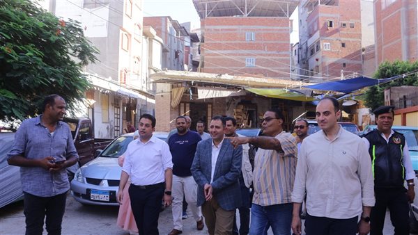 محافظ دمياط يوجه بسرعة إعادة الشارع إلى حالته الطبيعية