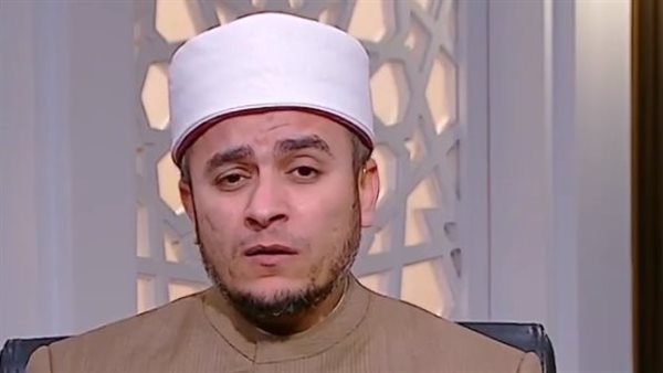 أمين الفتوى: البكاء على الميت لا يُعذّبه إلا في حالة الوصية