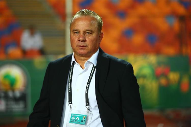 ميدو: شوقي غريب يستحق قيادة اتحاد الكرة المصري