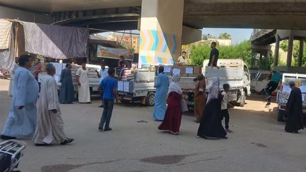 قنا تطلق مبادرة متنقلة لتوفير السلع الغذائية بأسعار مخفضة