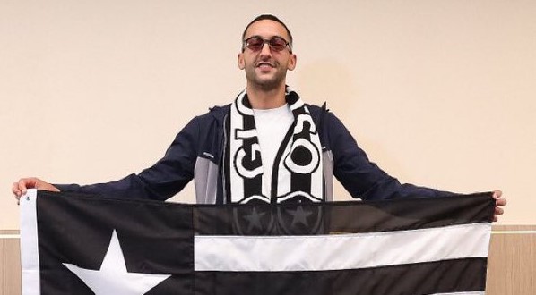 زياش يتأهب لمغامرة جديدة في البرازيل مع بوتافوجو