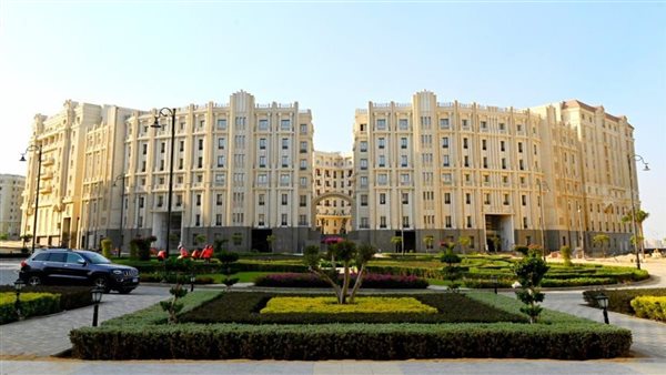 وزيرة الإسكان تتابع مشروعات العاصمة الجديدة وتعزز جودة الحياة للسكان