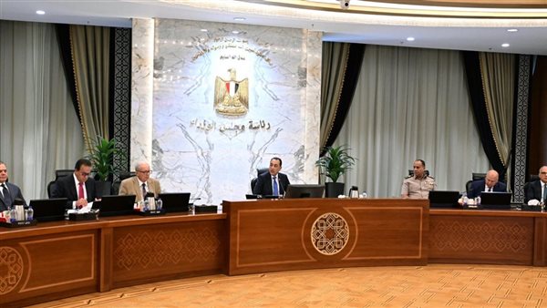 مدبولي: تعيين 43 ألف معلم ودعم الفلاحين ضمن أولويات الحكومة