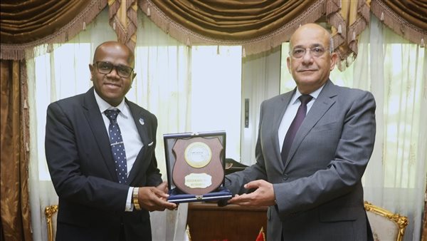 تعزيز التعاون البحري: خط ملاحي جديد يربط ميناء الإسكندرية بمدغشقر