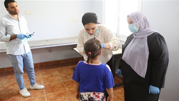 جامعة الفيوم تطلق قافلة طبية لرعاية أطفال دار عائشة حسانين
