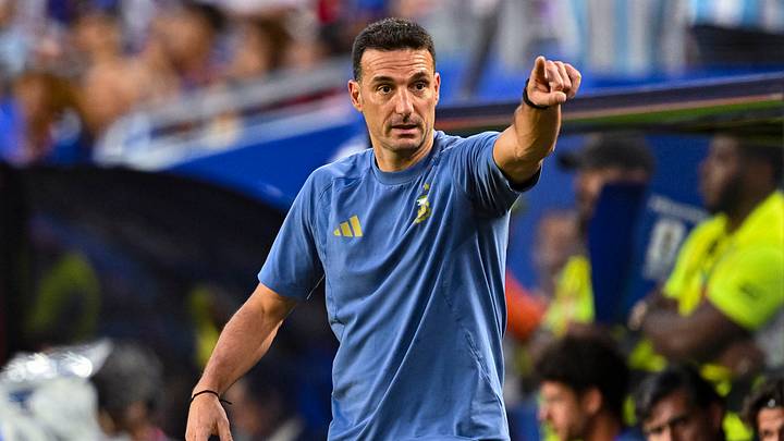 مستقبل سكالوني مع منتخب الأرجنتين في مهب الريح بعد اعتزال ميسي