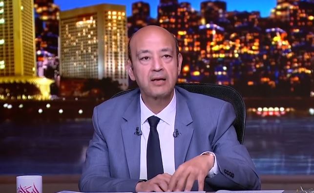عمرو أديب: دور الإعلام تسليط الضوء على المشكلات وتحديات التعليم