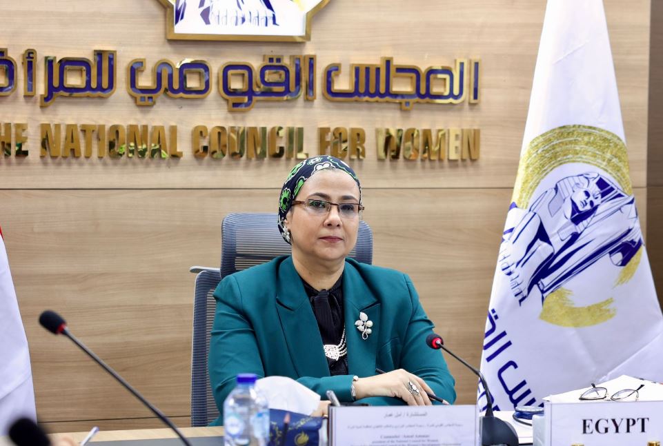 المستشارة أمل عمار: المرأة المصرية تتألق في مجالات القيادة والقرار