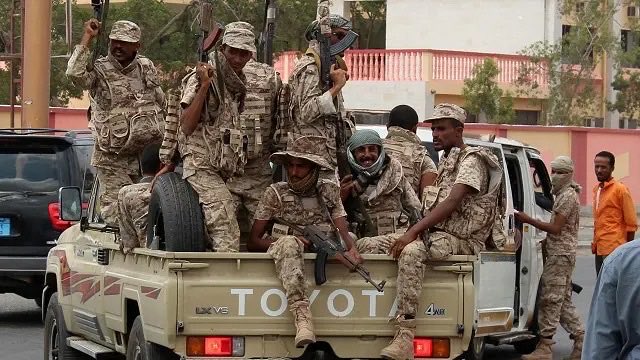 القوات اليمنية تحقق انتصارات استراتيجية قرب مضيق باب المندب