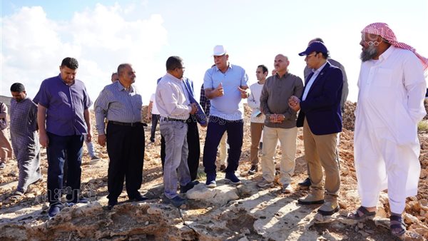 محافظ مطروح يوجه بزيادة حصاد مياه الأمطار لتعزيز التنمية الزراعية