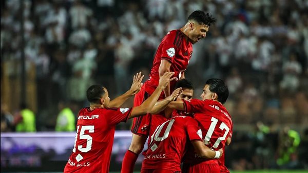 الأهلي يواصل هيمنته بفوز مثير على الزمالك في قمة الدوري الممتاز