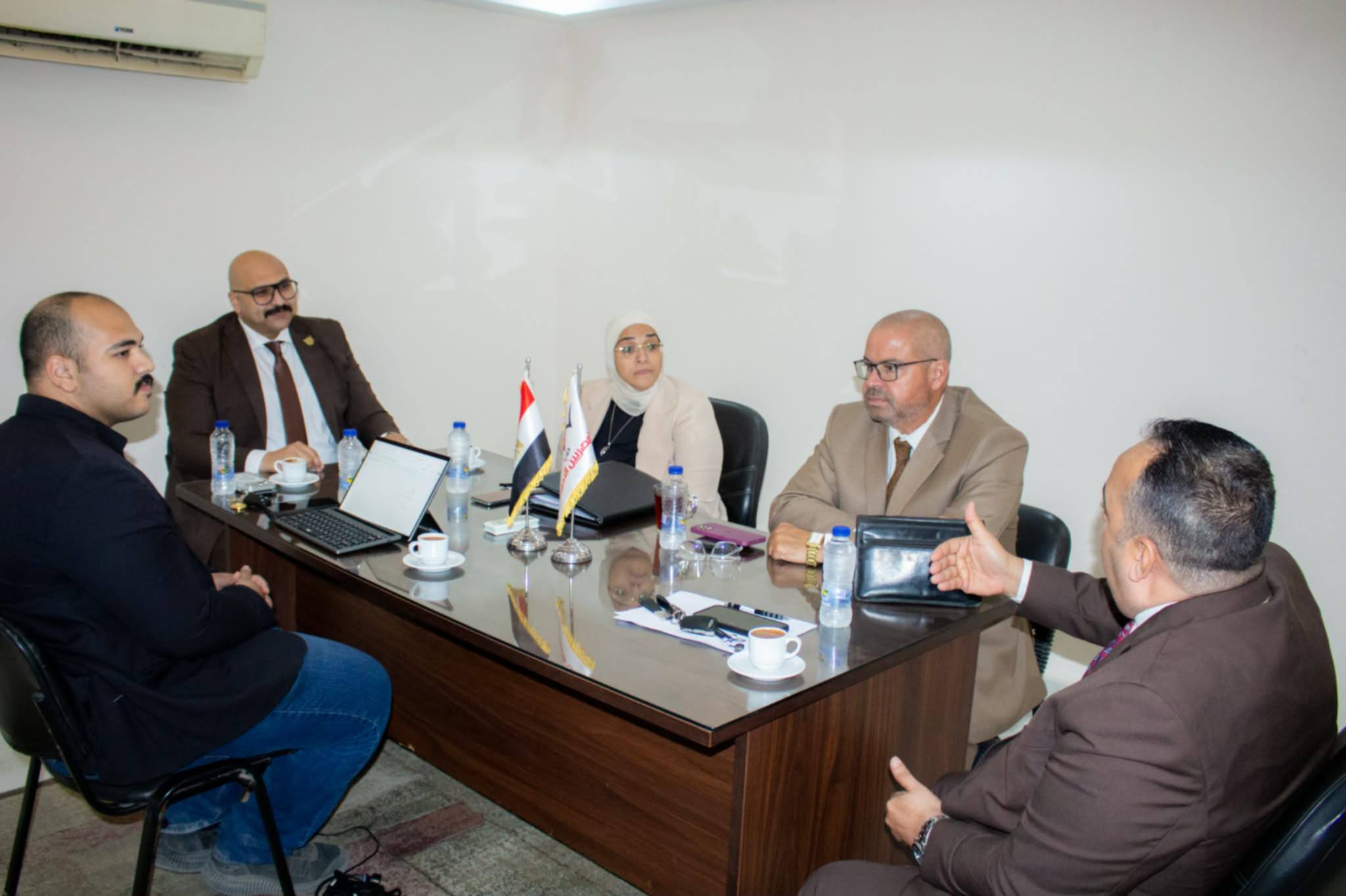 حزب الأحرار يطلق لجنة التحول الرقمي لتعزيز الأعمال والمشروعات