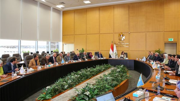 وزيرة الإسكان تتابع مشروعات المياه والصرف الصحي بالدقهلية والمنصورة الجديدة