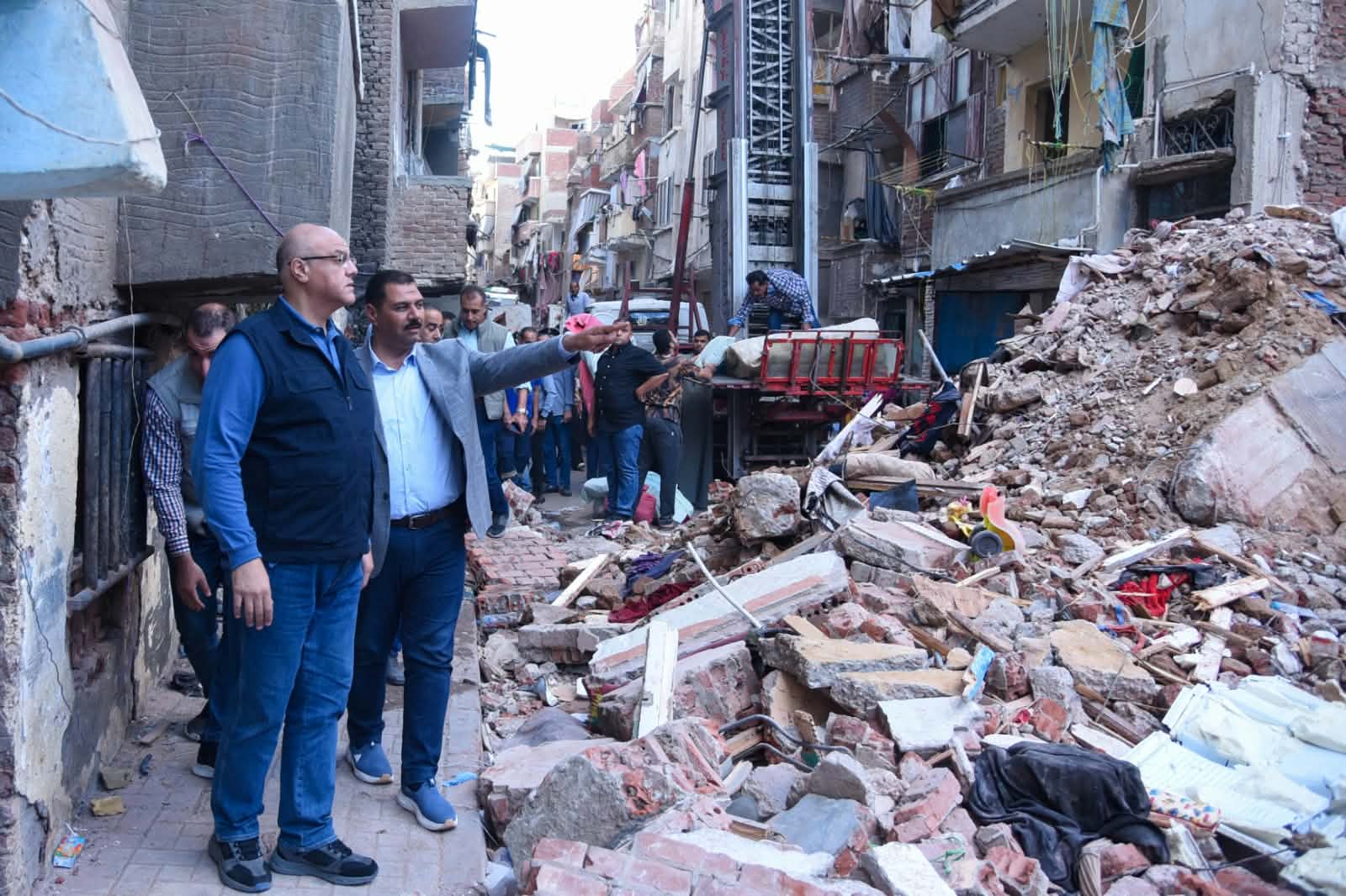 النيابة تأذن بدفن 5 ضحايا في انهيار عقار بالإسكندرية