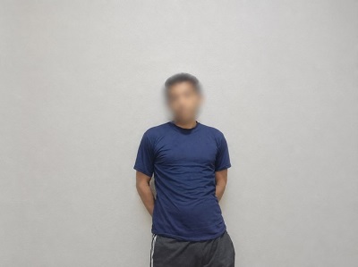 القبض على متهم بتعنيف زوجته وتكبيلها بجنزير حديدي في الدقهلية
