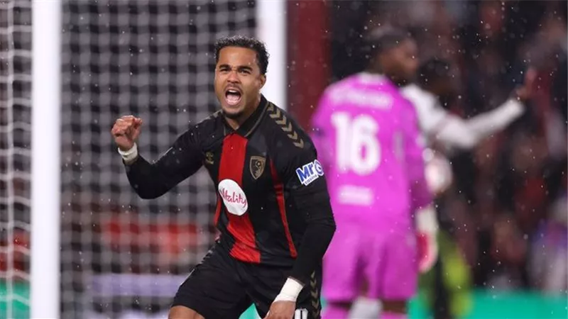 بورنموث يتفوق على ميلان بفوز عريض في الدوري الأوروبي